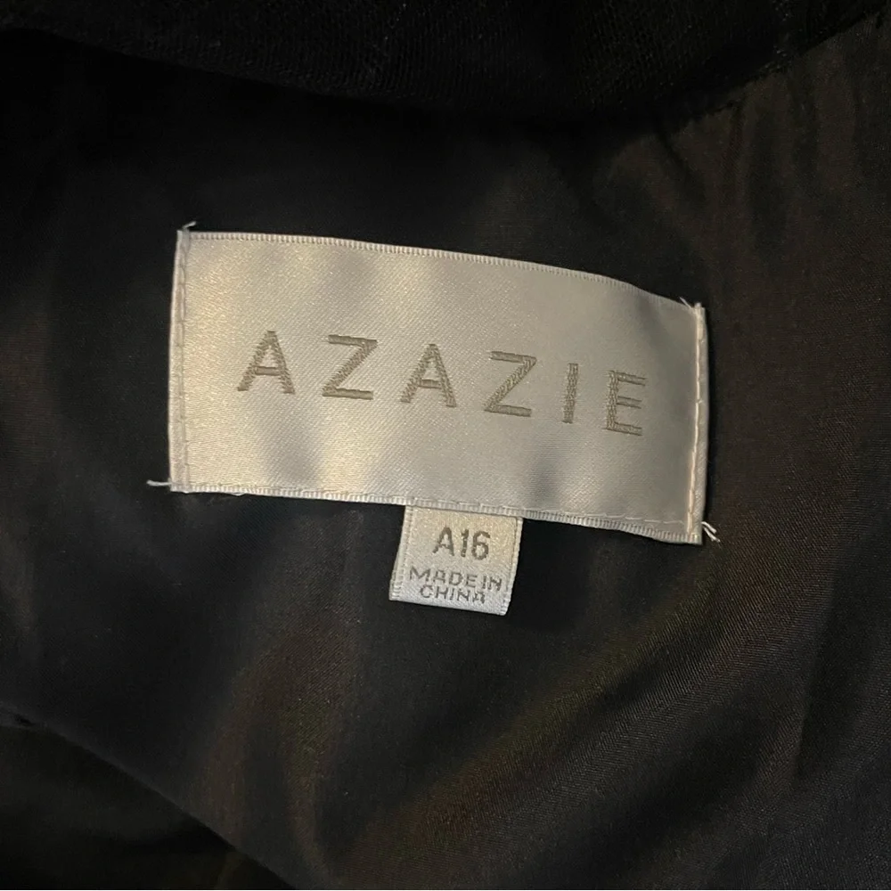 Azazie Elly Gown - Picture 8 of 9